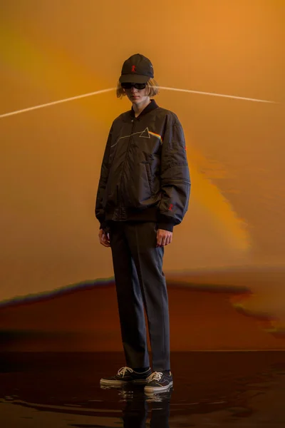 Look 50